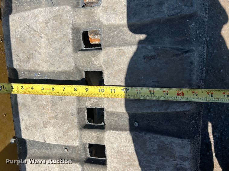 image for item JM9234 2016 Caterpillar 289D  skid steer loader