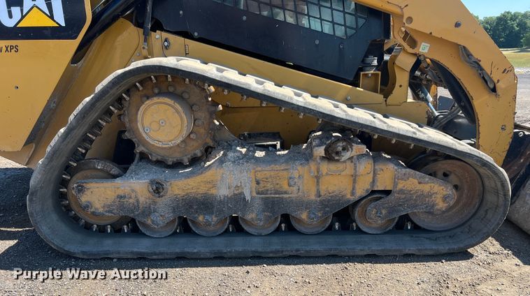 image for item JM9234 2016 Caterpillar 289D  skid steer loader
