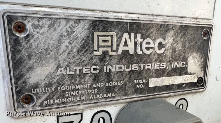 image for item JM9251 2005 Freightliner Business Class M2  bucket truck