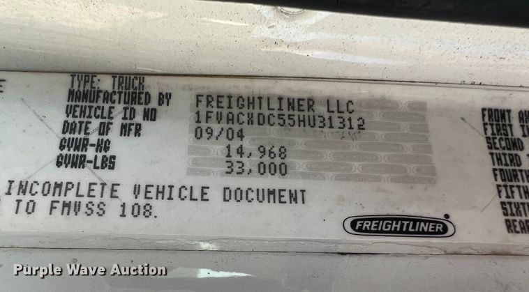 image for item JM9251 2005 Freightliner Business Class M2  bucket truck