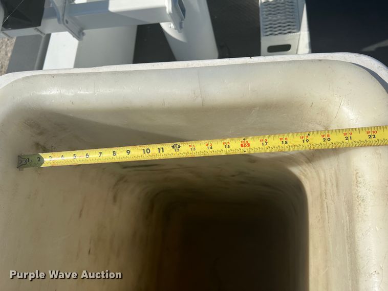 image for item JM9252 2011 International WorkStar 7300  bucket truck