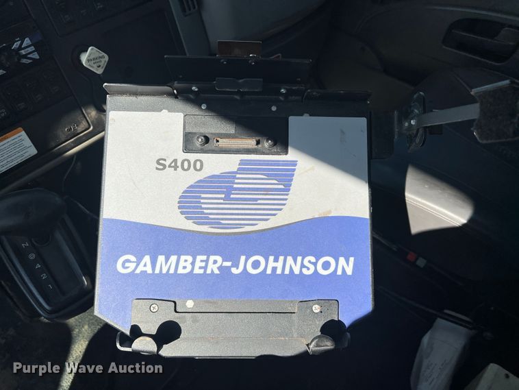 image for item JM9252 2011 International WorkStar 7300  bucket truck