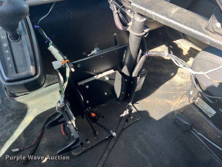 image for item JM9252 2011 International WorkStar 7300  bucket truck