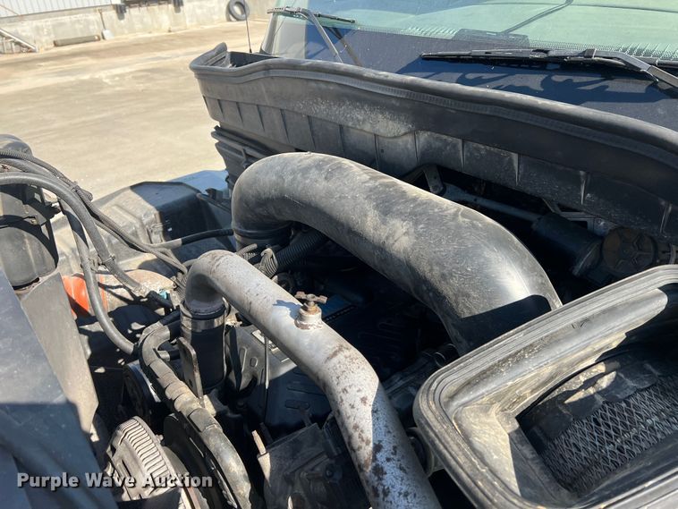 image for item JM9252 2011 International WorkStar 7300  bucket truck