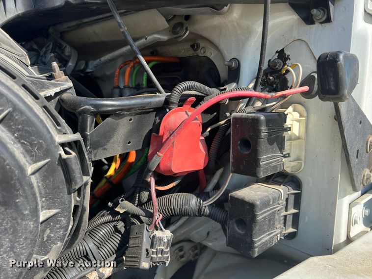 image for item JM9252 2011 International WorkStar 7300  bucket truck