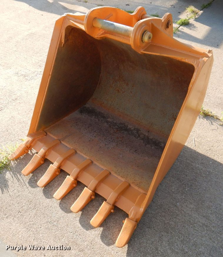 image for item JO9024 Case  36" W excavator bucket