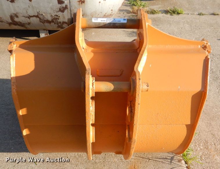image for item JO9024 Case  36" W excavator bucket