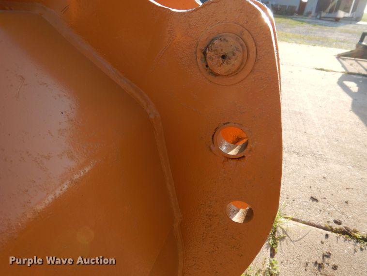 image for item JO9024 Case  36" W excavator bucket