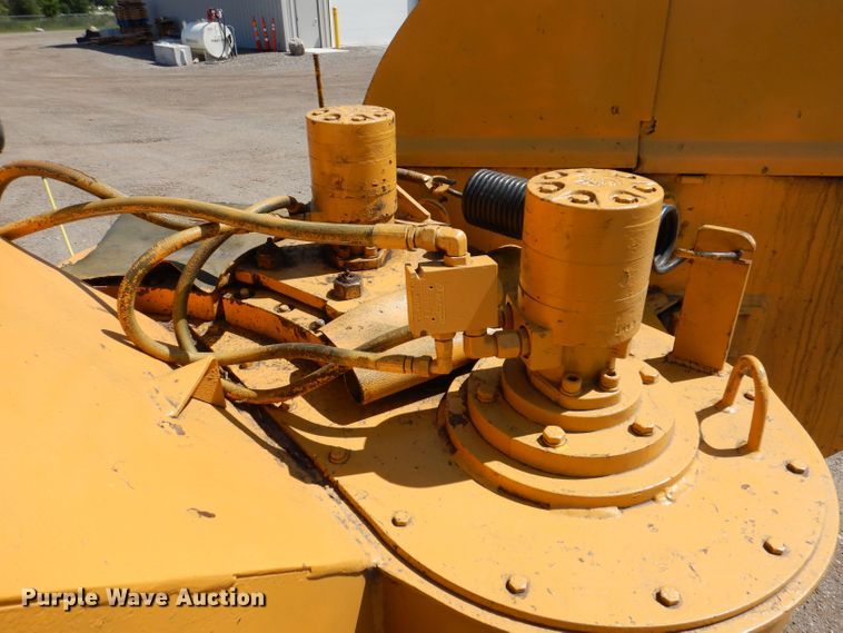 image for item JO9034 Vermeer 1250  wood chipper