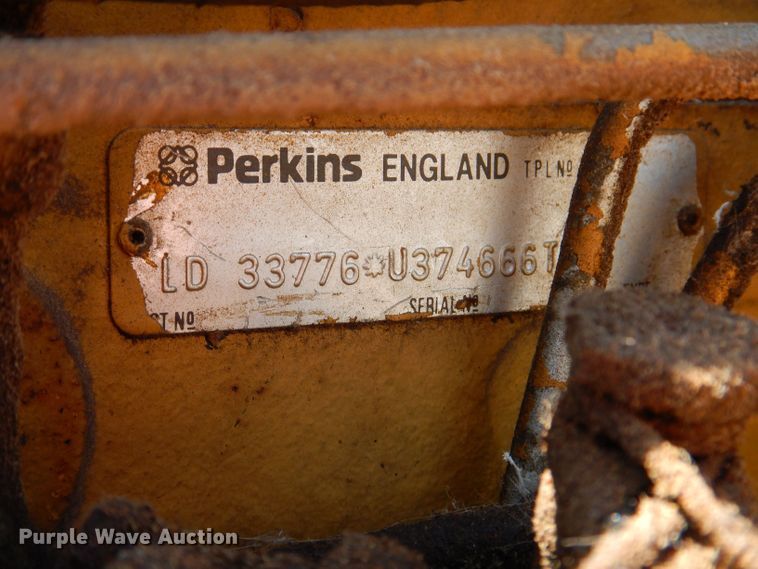 image for item JO9034 Vermeer 1250  wood chipper