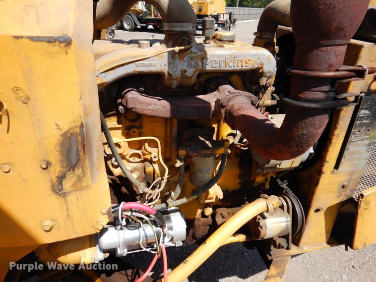 image for item JO9034 Vermeer 1250  wood chipper