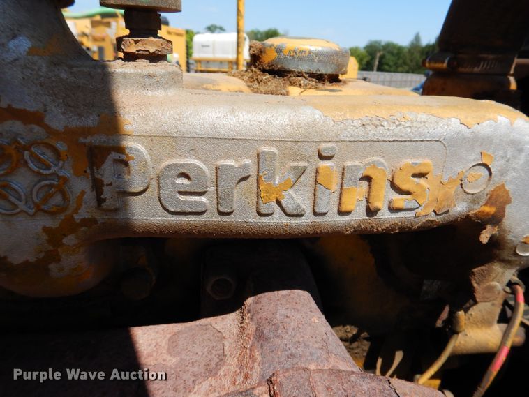 image for item JO9034 Vermeer 1250  wood chipper