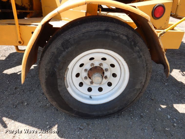 image for item JO9034 Vermeer 1250  wood chipper