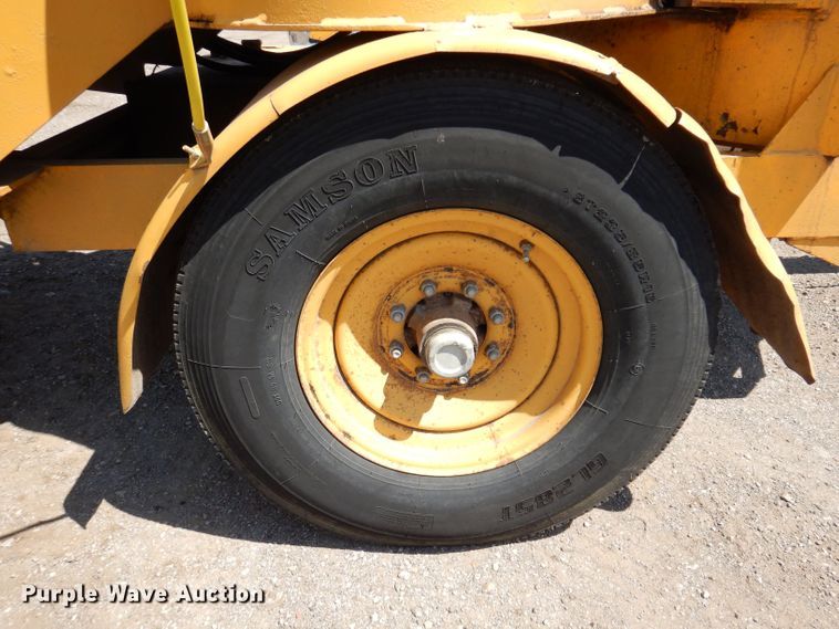 image for item JO9034 Vermeer 1250  wood chipper