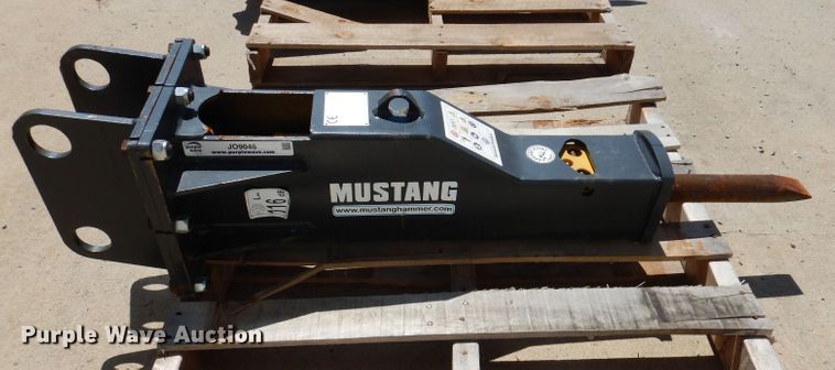image for item JO9046 2021 Mustang HM150  breaker
