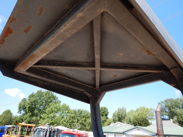 image for item JO9047 1994 Caterpillar CP-433B  single drum vibratory roller