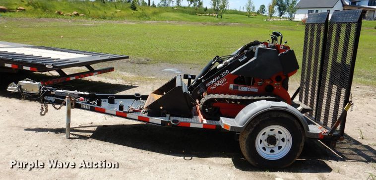 image for item JO9048 2017 Morbark 320  compact utility loader