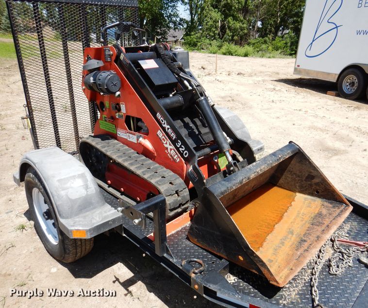 image for item JO9048 2017 Morbark 320  compact utility loader