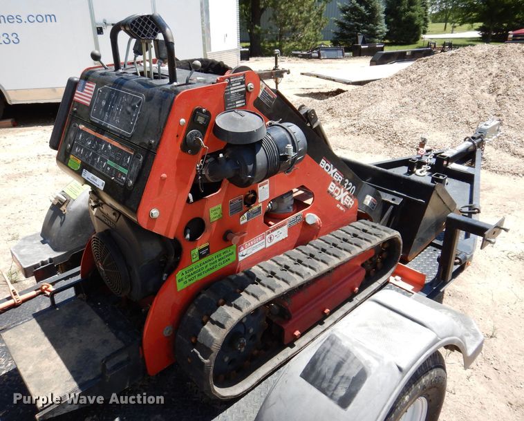 image for item JO9048 2017 Morbark 320  compact utility loader