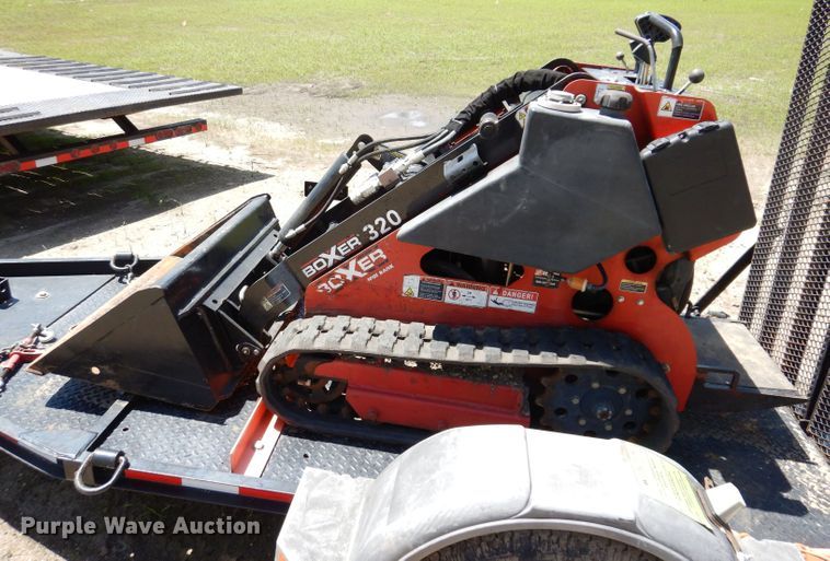 image for item JO9048 2017 Morbark 320  compact utility loader