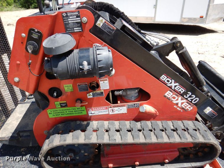 image for item JO9048 2017 Morbark 320  compact utility loader