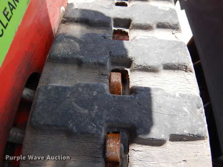 image for item JO9048 2017 Morbark 320  compact utility loader