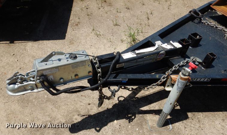 image for item JO9048 2017 Morbark 320  compact utility loader