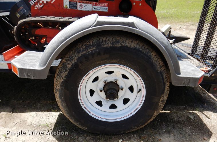 image for item JO9048 2017 Morbark 320  compact utility loader