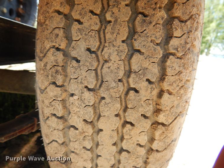 image for item JO9048 2017 Morbark 320  compact utility loader