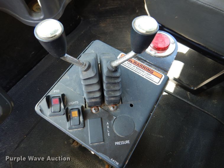 image for item JO9049 2014 International DuraStar 4300  roll-off container truck