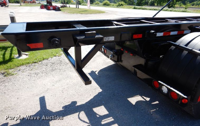 image for item JO9049 2014 International DuraStar 4300  roll-off container truck