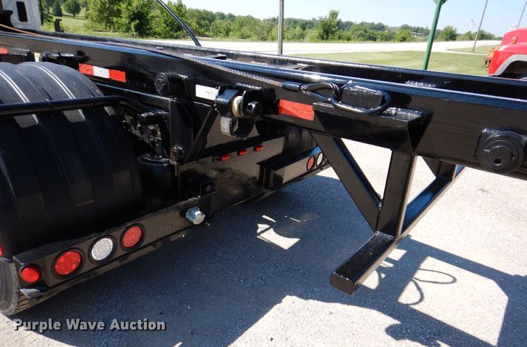 image for item JO9049 2014 International DuraStar 4300  roll-off container truck