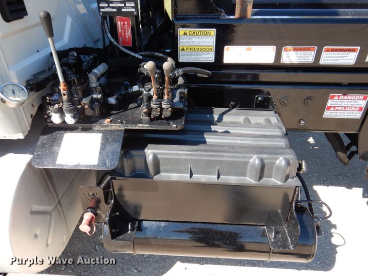 image for item JO9049 2014 International DuraStar 4300  roll-off container truck