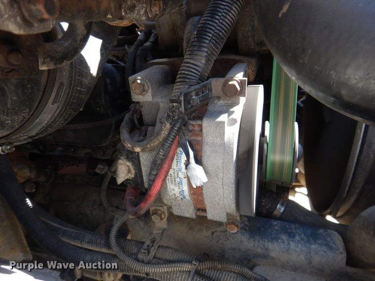 image for item JO9049 2014 International DuraStar 4300  roll-off container truck