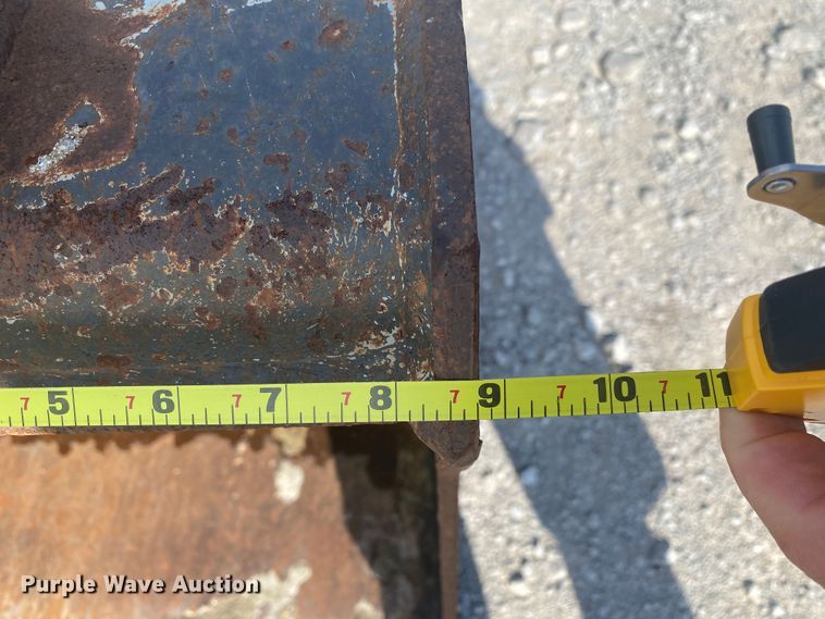 image for item JU9278 2013 Case 580 Super N  backhoe