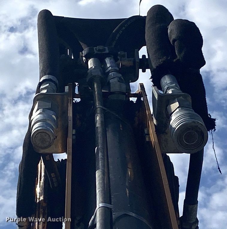 image for item JU9278 2013 Case 580 Super N  backhoe