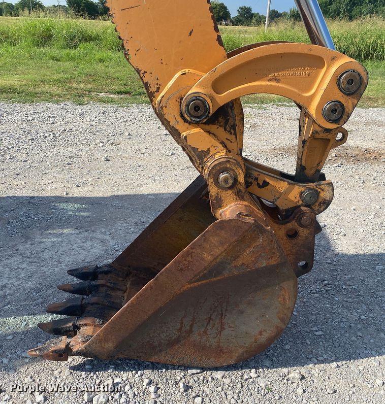 image for item JU9278 2013 Case 580 Super N  backhoe