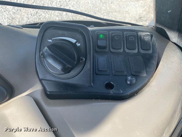 image for item JU9278 2013 Case 580 Super N  backhoe