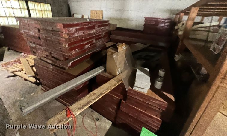 image for item KC9941 Approximately 413 concrete forms