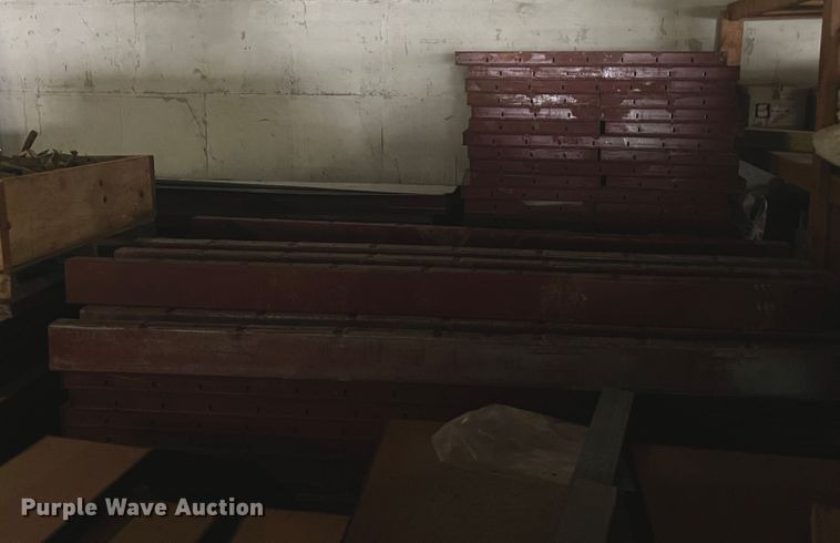 image for item KC9941 Approximately 413 concrete forms