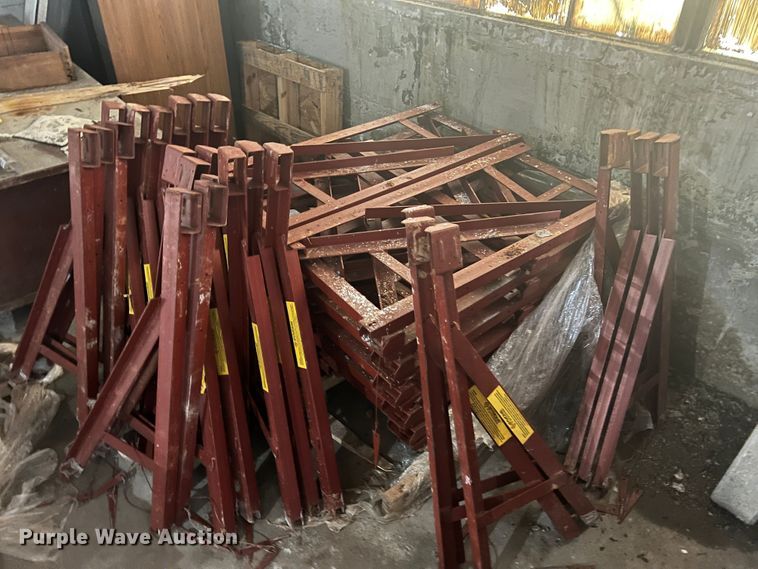 image for item KC9941 Approximately 413 concrete forms