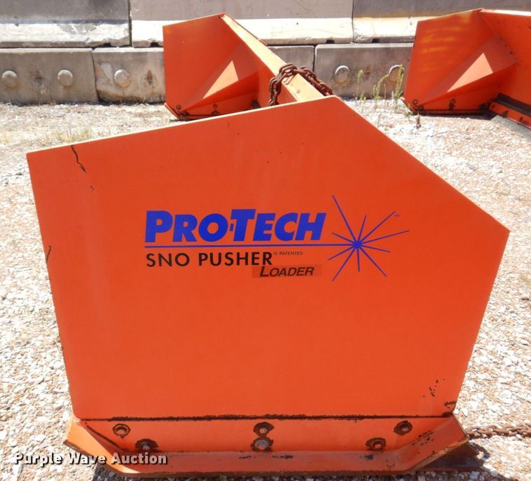 image for item KF9667 Pro Tech SP16L  wheel loader snow pusher