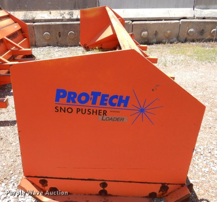 image for item KF9671 Pro Tech SP16L  wheel loader snow pusher