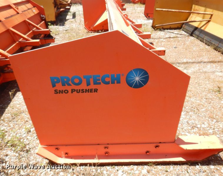 image for item KF9673 Pro Tech SP16L  wheel loader snow pusher