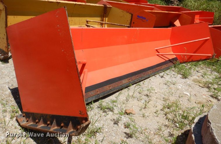 image for item KF9676 Wheel loader snow pusher