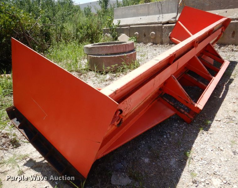 image for item KF9676 Wheel loader snow pusher