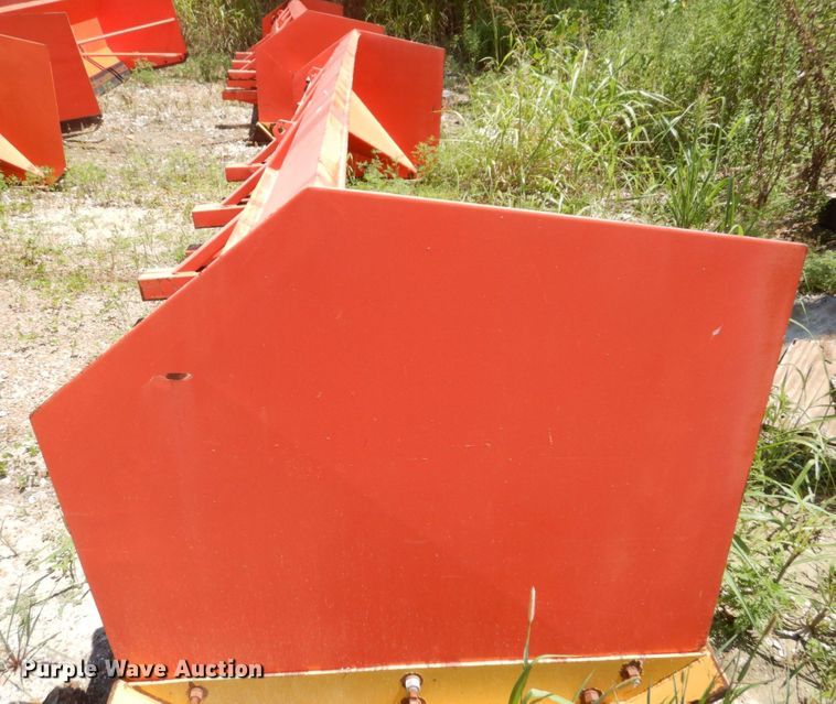 image for item KF9677 Wheel loader snow pusher