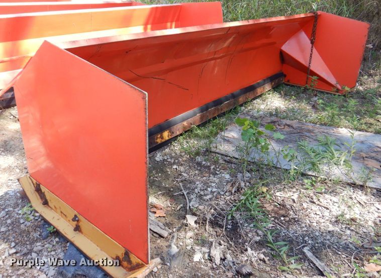 image for item KF9678 Wheel loader snow pusher