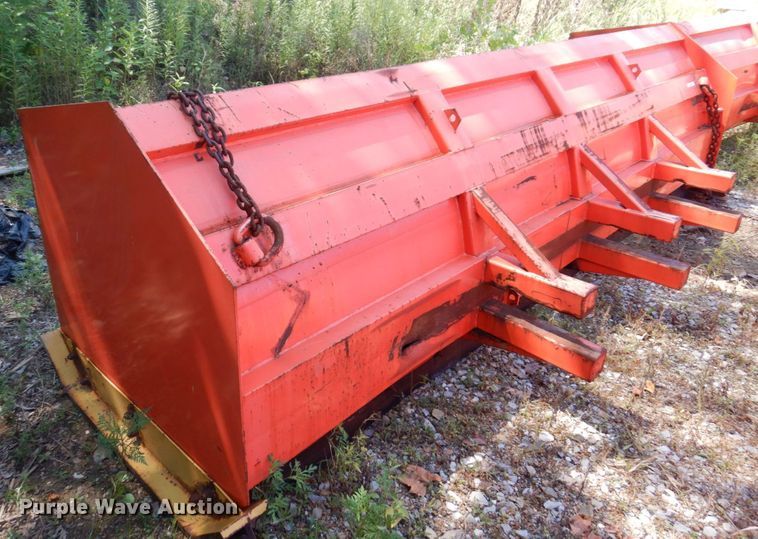 image for item KF9678 Wheel loader snow pusher