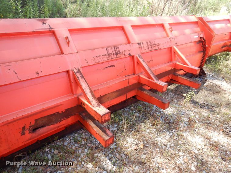 image for item KF9678 Wheel loader snow pusher